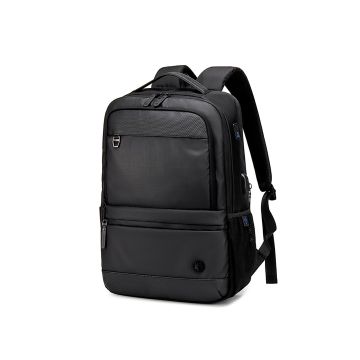 GOLDEN WOLF BORSA ZAINO MEDIO GB00402
