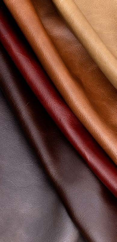 Pellami in diverse tonalità — cuoio, cammello, bordeaux, testa di moro